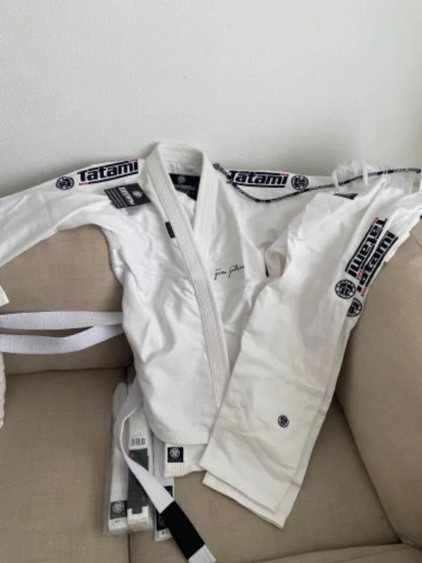 Tatami Elements Superlite kimono bianco leggero