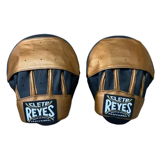 Cleto Reyes paos curvi allenamento pelle