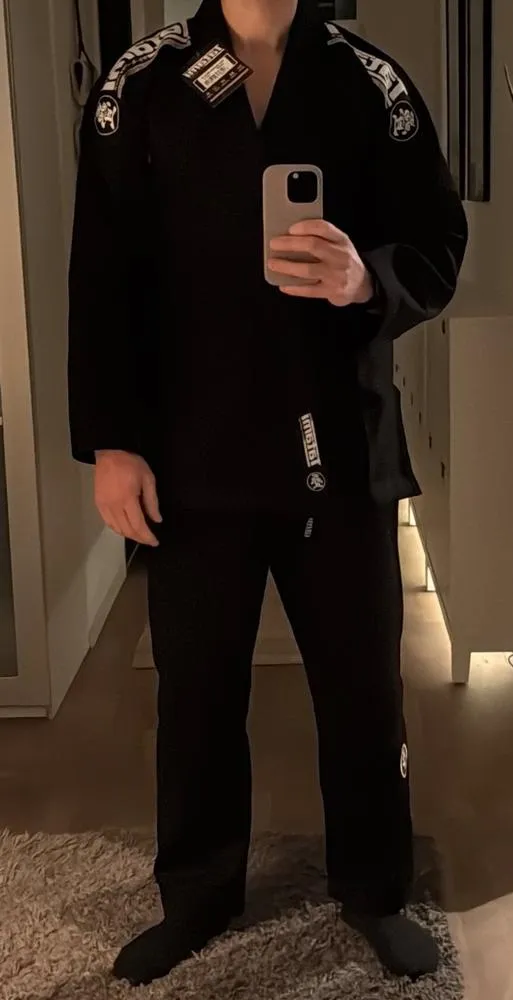 Tatami Nova Absolute Black kimono BJJ nero leggero